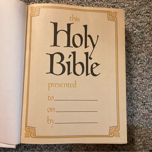 Vintage 1978 Regency Holy Bible Red Letter King James Version Illustrated - Picture 7 of 13